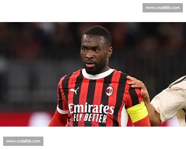 斯基拉：米兰双雄争夺 18 岁新星莱昂尼，热刺马赛加入战团