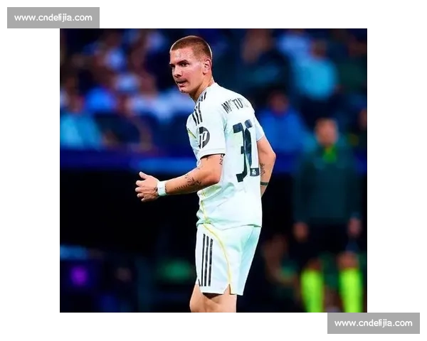 德米凯利斯预言成真：16 岁天才马斯坦托诺加盟皇马